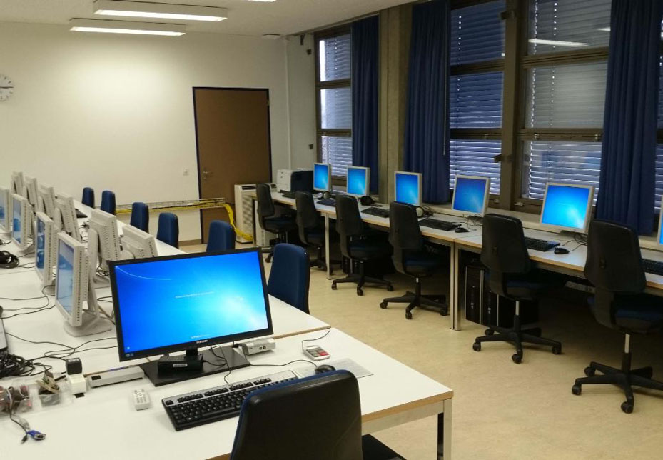 Computerraum Zimmer 24